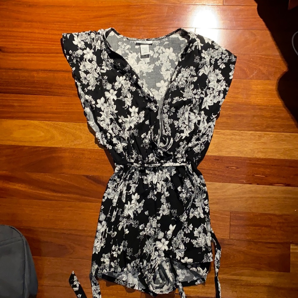 Women’s flowered romper